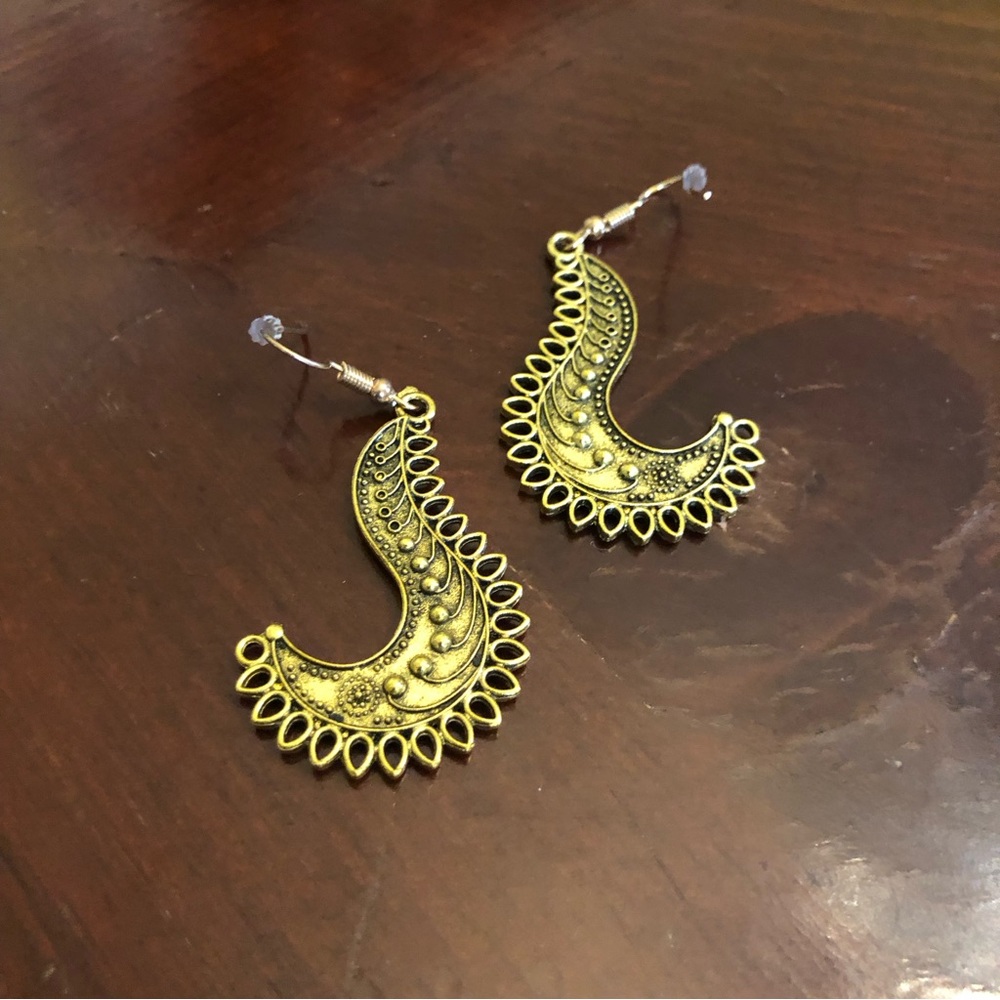 Duufin Drop Dangle Design Earrings  Women's Gold